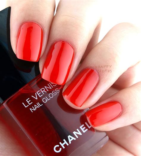 chanel le vernis nail polish reviews